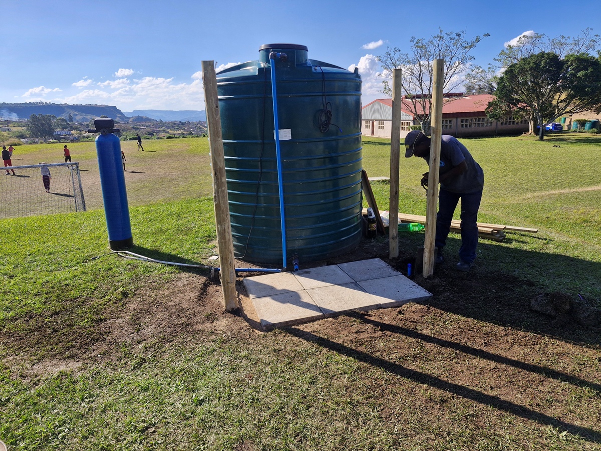Reservoir build — tank installation